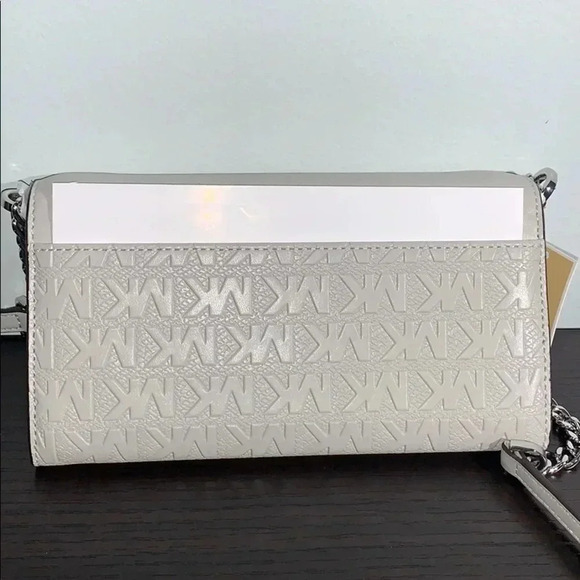 MICHAEL KORS JET SET ITEM LG WALLET ON A CHAIN - Picture 6 of 13